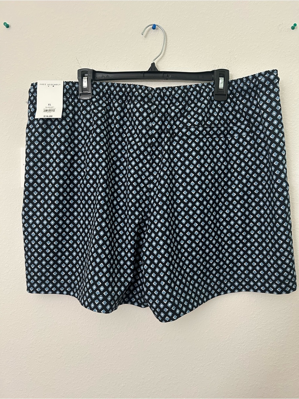 Men’s Patterned Navy Drawstring Hybrid Shorts - Picture 2 of 6